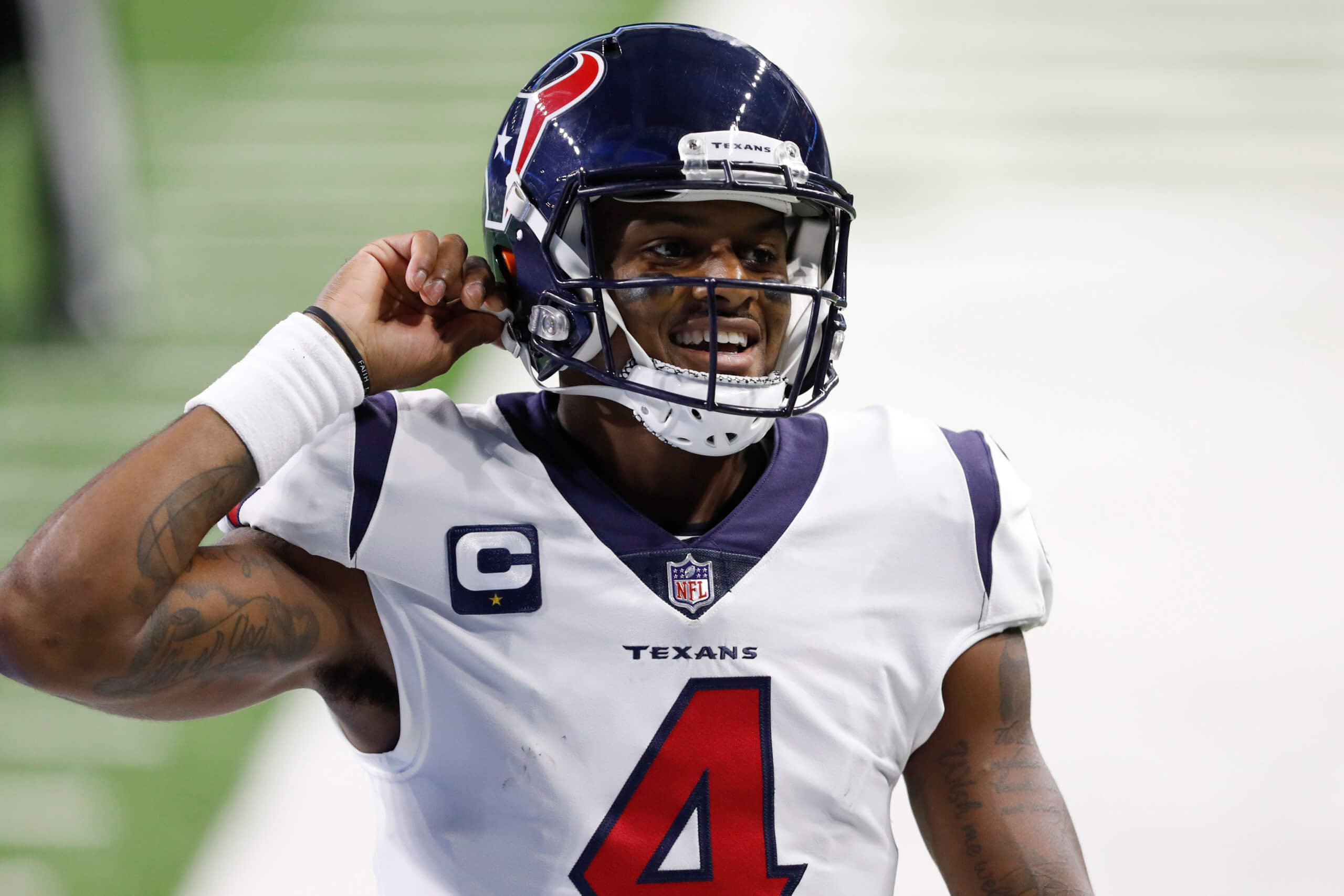 Texans offering trade-ins for Deshaun Watson jerseys