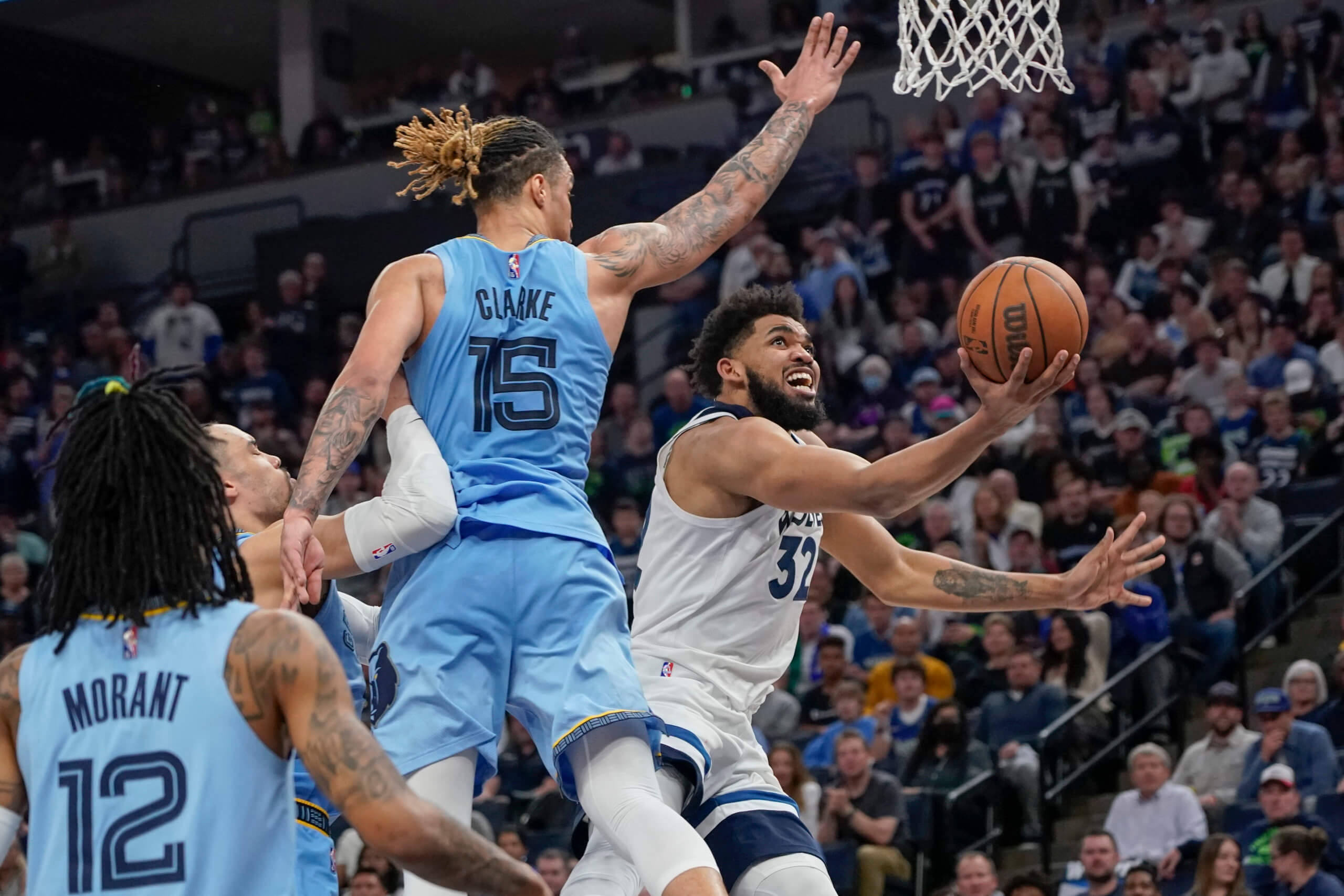 Timberwolves Even Series, 2-2, Minnesota 119 - Memphis 118, April 23,  2022